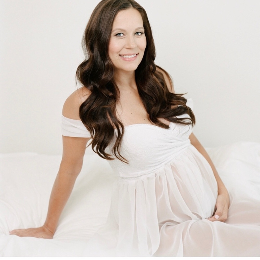 Sew trendy maternity gown